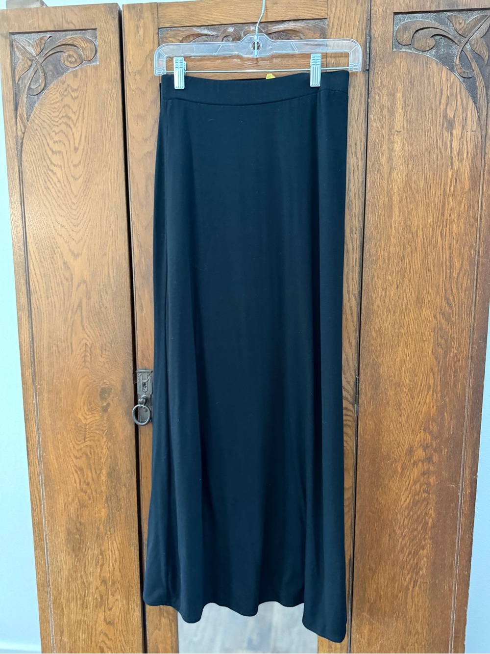 The Limited Black Maxi Skirt – Sleek Long Silhouette
